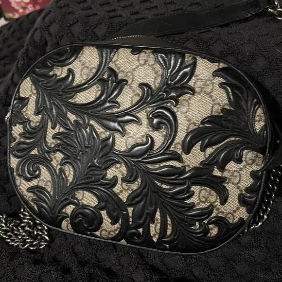 Gucci Crossbody - Picture 1 of 5